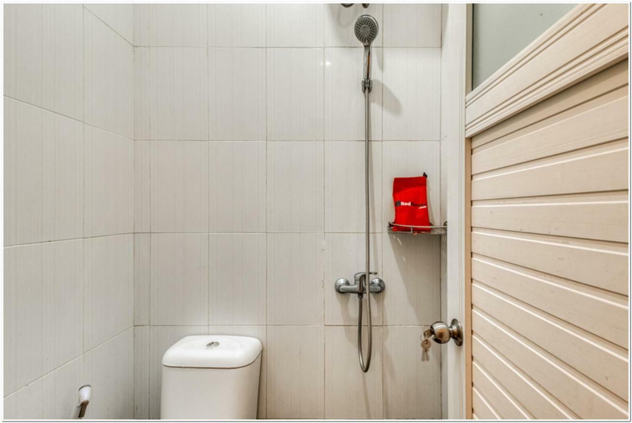Reddoorz Near Ramai Mall Malioboro Jogjakarta Buitenkant foto