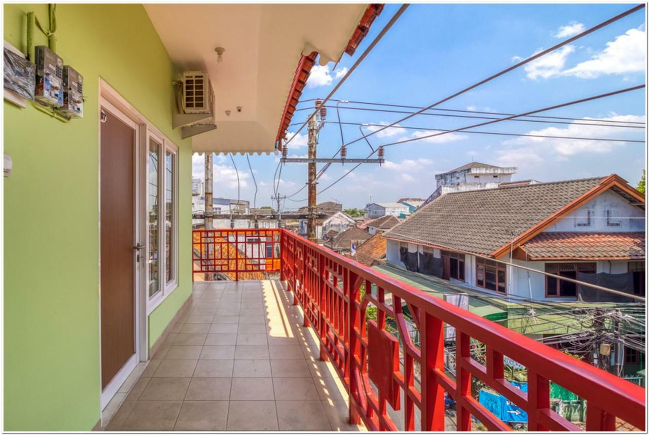 Reddoorz Near Ramai Mall Malioboro Jogjakarta Buitenkant foto